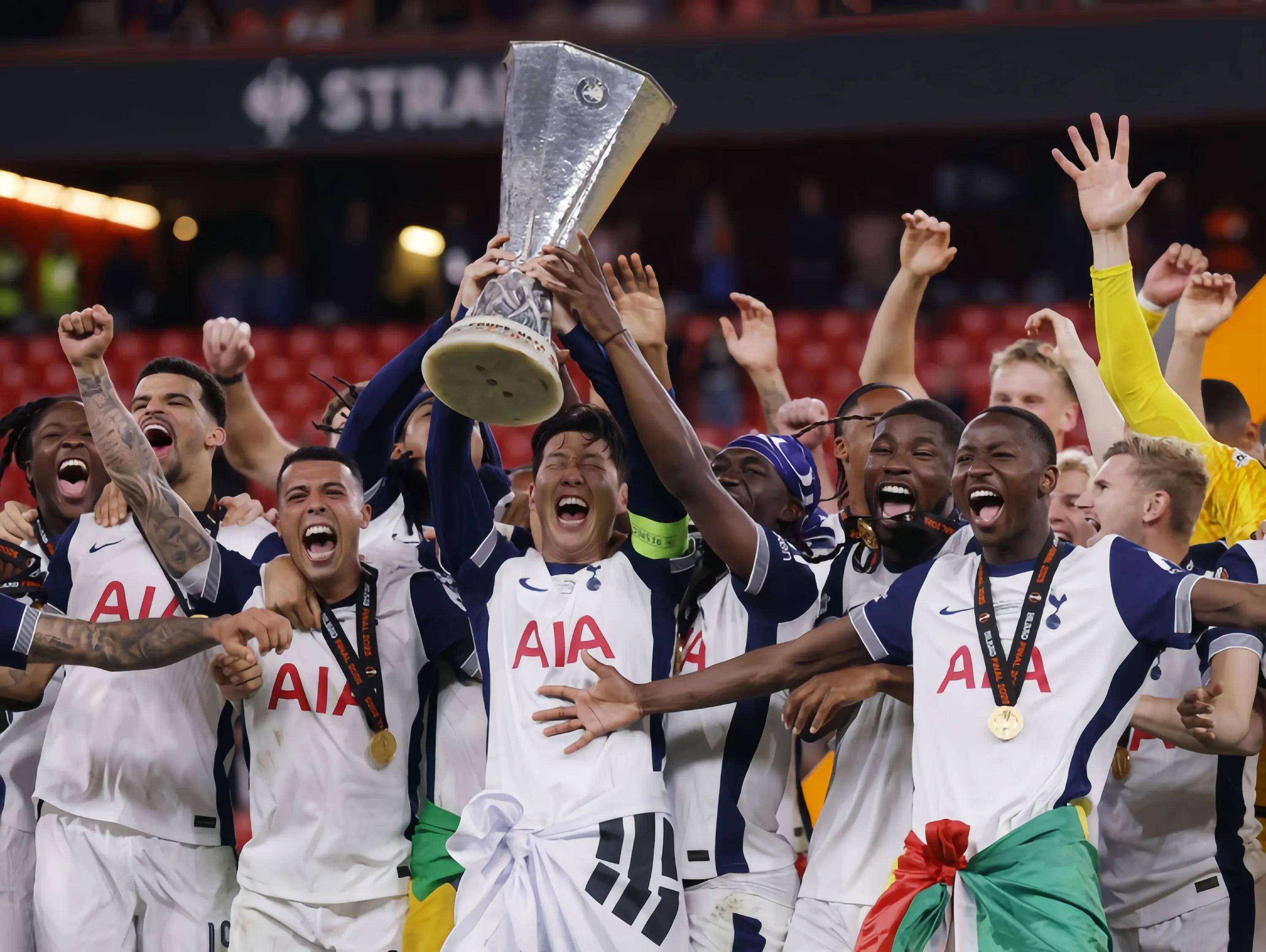 英超明星选手受伤退赛，引发热议的简单介绍