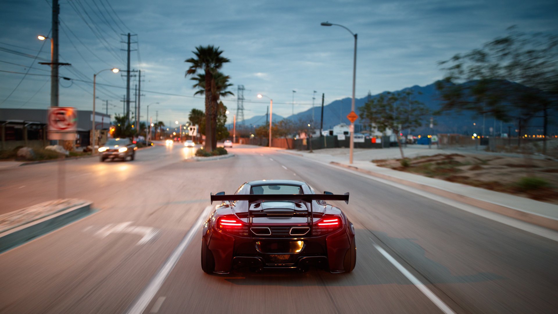 陨落的长矛与钢铁坚壁，当姆巴佩在防守端锁死对手，曼城的胜利便如秘鲁群山般稳固