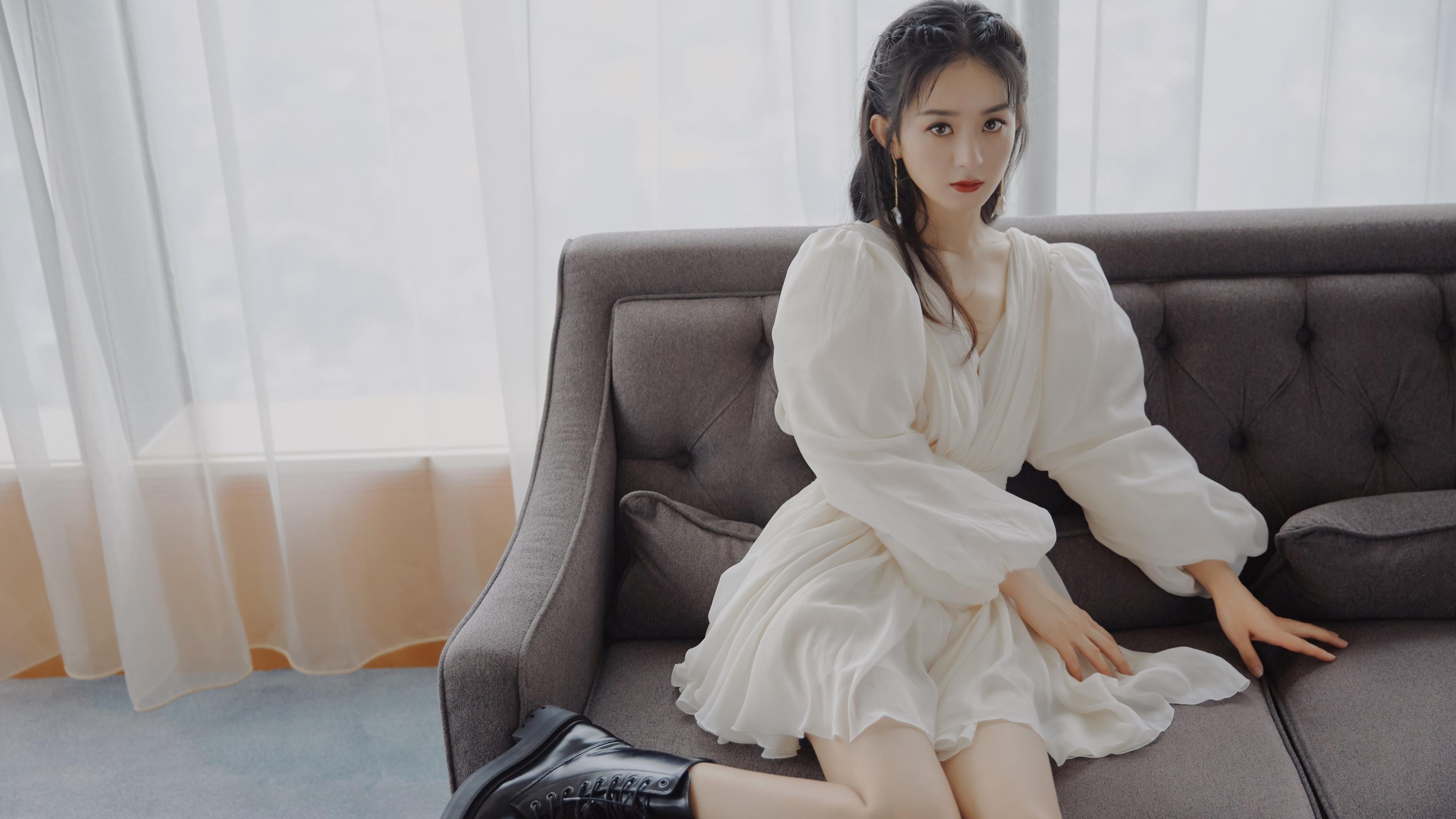 双重战场，一颗冠军心跳，当绿茵与篮筐同时响起冲锋号