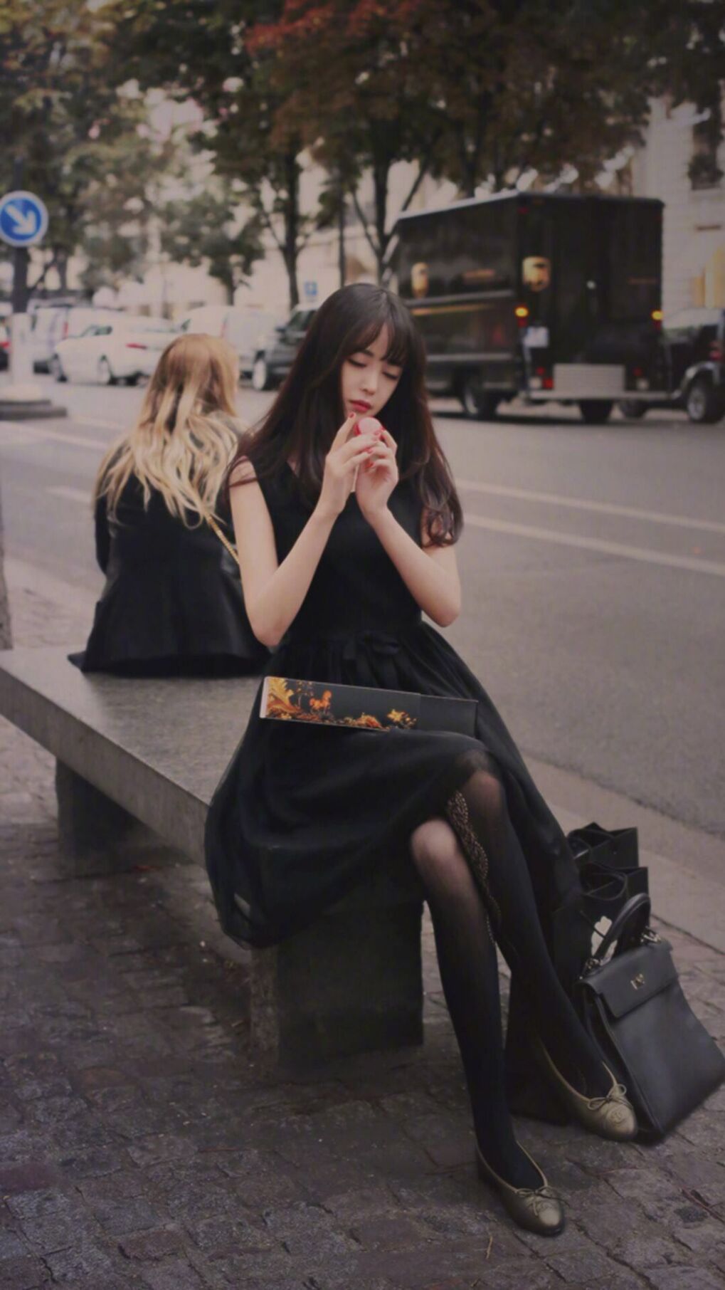 绿茵场上的两极对垒，乌拉圭的精密手术刀与C罗的不灭火种